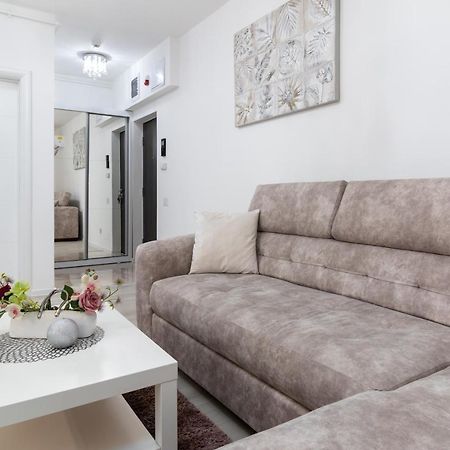 אורדאה Premier Apartment Luceafarul מראה חיצוני תמונה