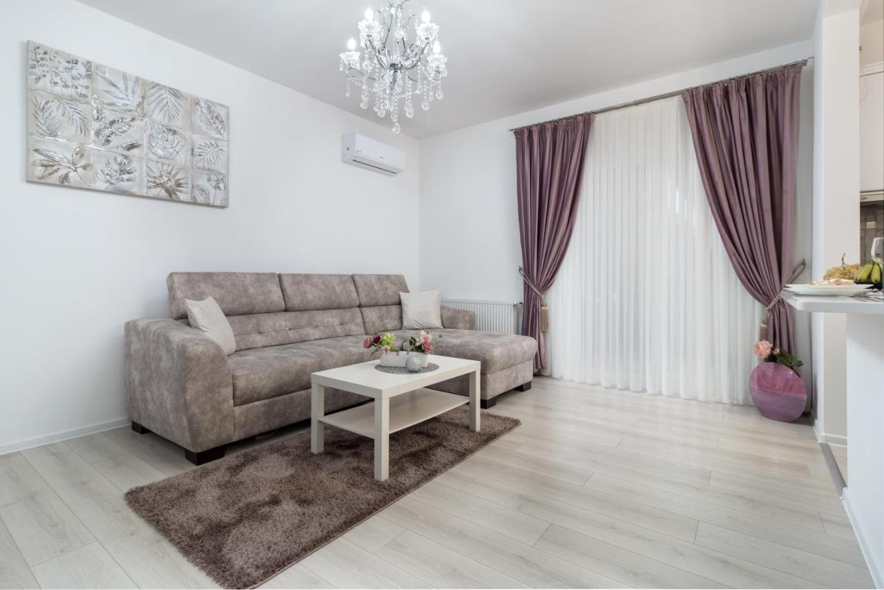 אורדאה Premier Apartment Luceafarul מראה חיצוני תמונה